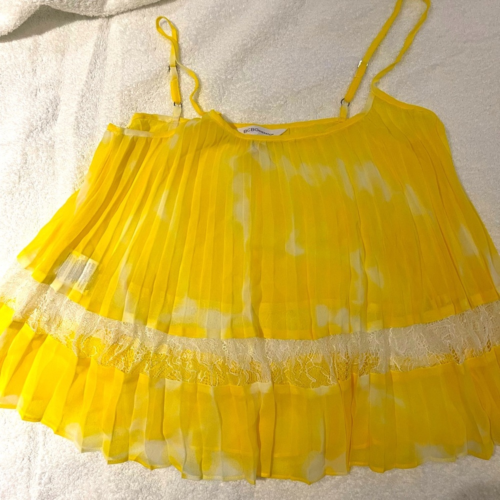 BCBG generation very cute top sheer with lace worn once size small